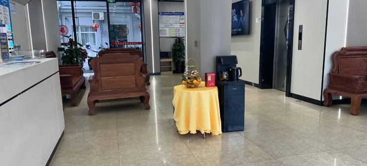 贵客·云居酒店(崇左站沿山路店)图片