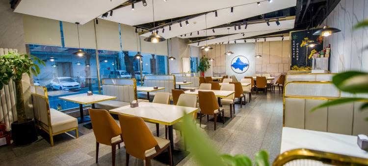 大连铁道宾馆(中山广场人民路东港商务区店)图片