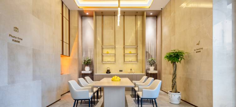 麗枫酒店(昭通镇雄红星国际店)图片