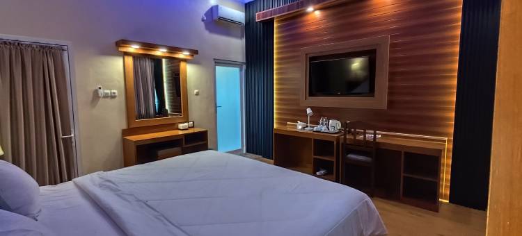 特棱利雅湾帕莱海滩度假村(Parai Beach Resort Telengria)图片