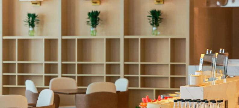 奢漫酒店(西咸新区泾河新城荟智广场店)图片