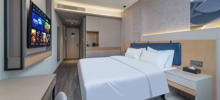 海霞酒店(银川高铁站怀远观光夜市店)图片