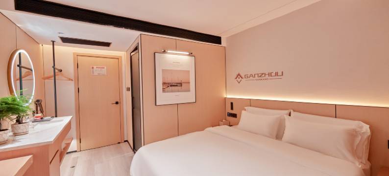 客尚·智能影音酒店(南康家具城店)图片