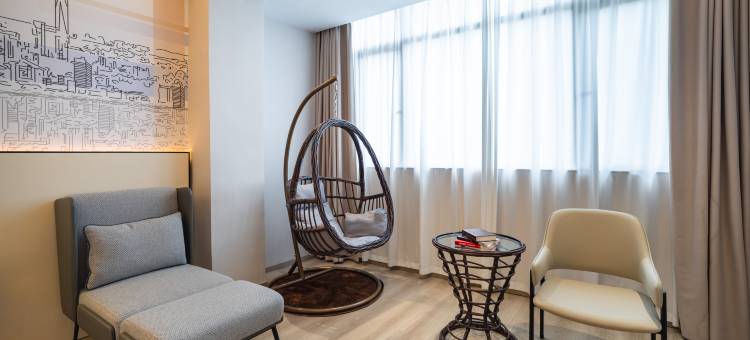 奇遇·星程酒店(贺州大道爱莲湖公园店)图片