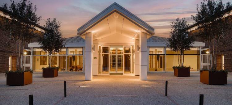 博洛尼亚圣拉扎罗乌纳酒店(UNA Hotels Bologna San Lazzaro)图片