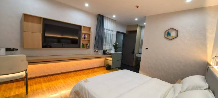 比如富氧虫草大酒店图片