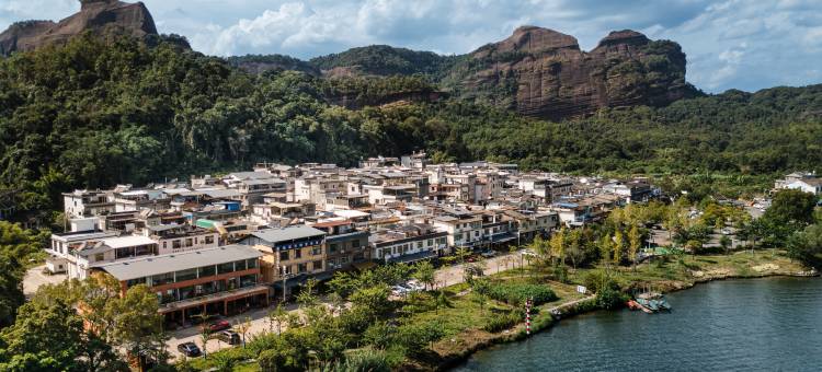 泊屿·寻光民宿(丹霞山风景旅游区水上丹霞店)图片