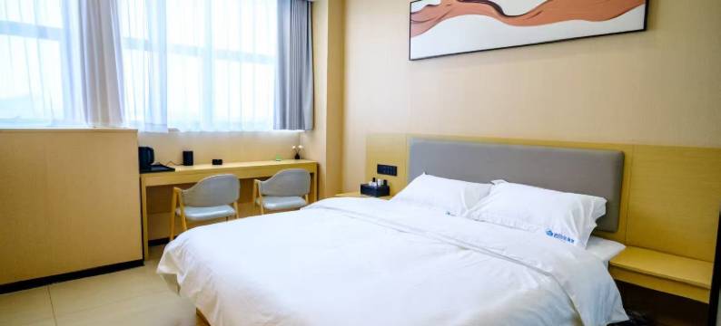 云闪住未来宾馆(太湖汽车城店)图片