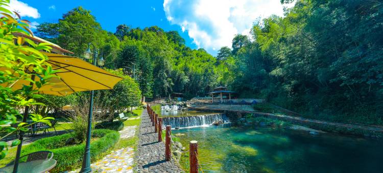 颐园生态度假酒店(龙门南昆山国家森林公园店)图片