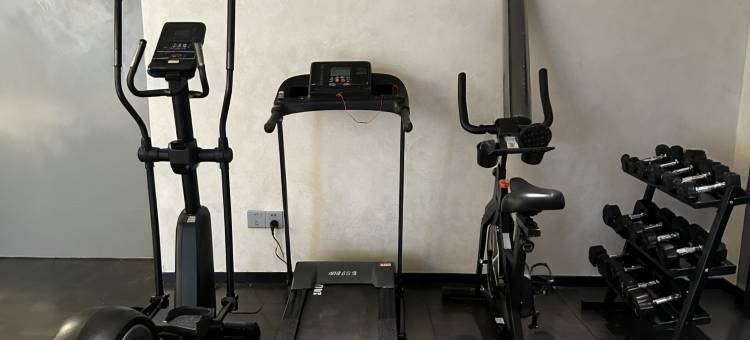 赋芮·Free·法式中古珍品酒店(贵阳喷水池紫林庵地铁站店)图片