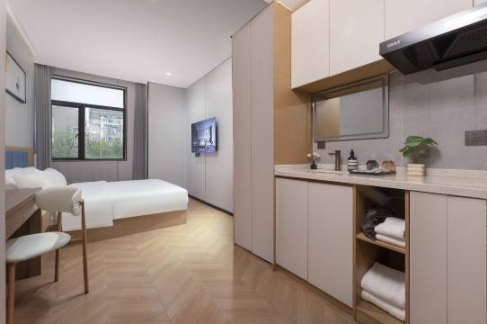 宜选酒店(上海虹桥机场七宝地铁站店)