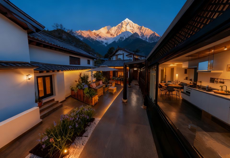 Haven Alley · Song Family Garden Designer’s Retreat (Minfu Branch, Ancient City of Lijiang) over view