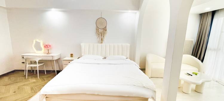 村江晓景·观影酒店 (济宁万达广场店)图片