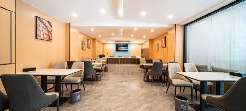 朗廷商务酒店(淮北火车站碧乐城店)图片