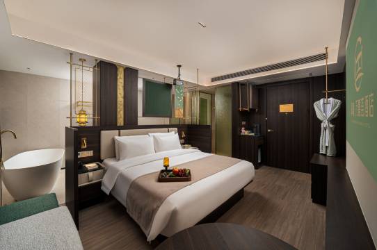 翠隐•万嘉荟度假酒店(绍兴鲁迅故里仓桥直街店)图片