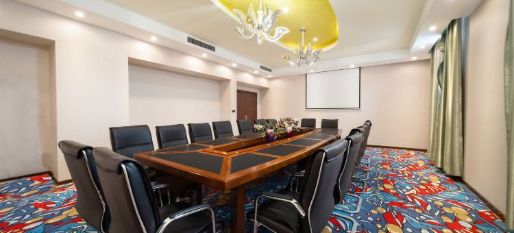 从江云岭·江畔酒店图片