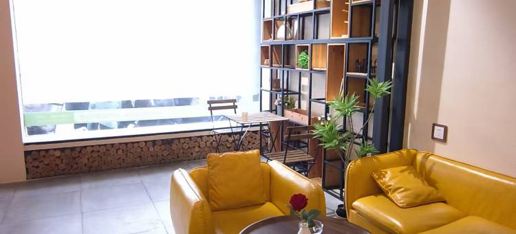 泊宁忆宿酒店(银泰仙桃商城大厦仙桃中学店)图片