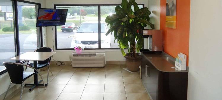 密西西比哥伦布6号汽车旅馆(Motel 6 Columbus, MS)图片