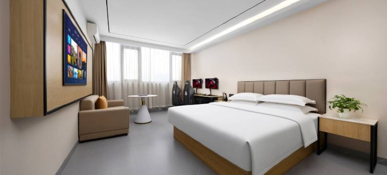 蚂蚁·光年电竞酒店(厦门海沧锦里店)图片