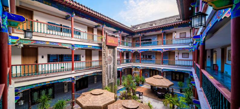 香港艾度假日酒店(重庆长寿古镇长寿高铁北站店)图片