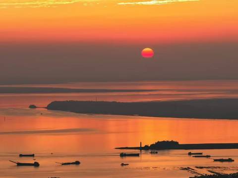 华雅云缦·隐奢度假酒店(岳阳楼景区店)图片