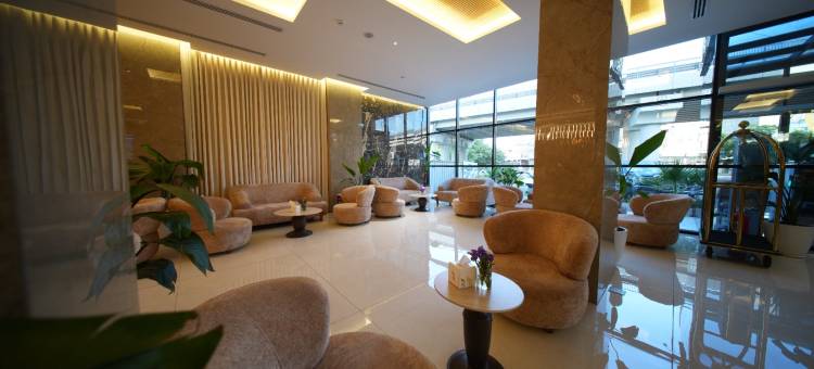BAZ Hotel Airport Road图片