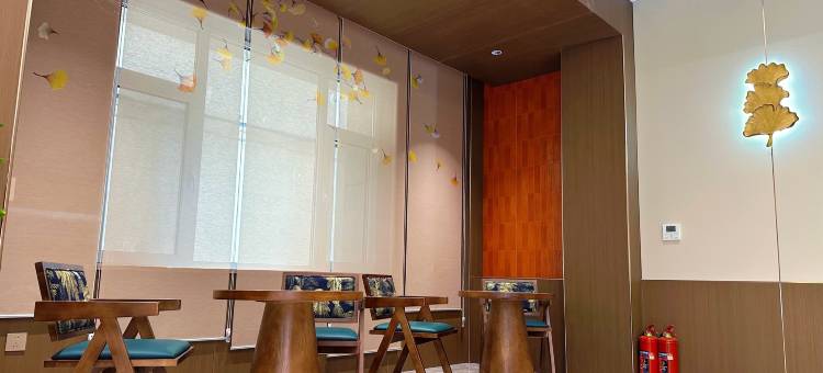 银叶酒店(大孤山风景区店)图片
