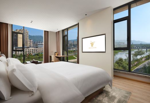 TINGLAN HOTELHotel Overview