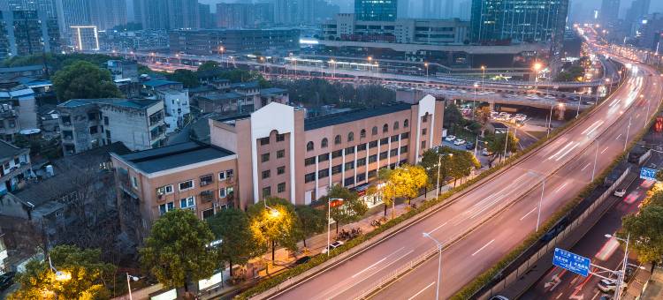 凯旋龙连锁酒店(汽车西站望城坡地铁站店)图片