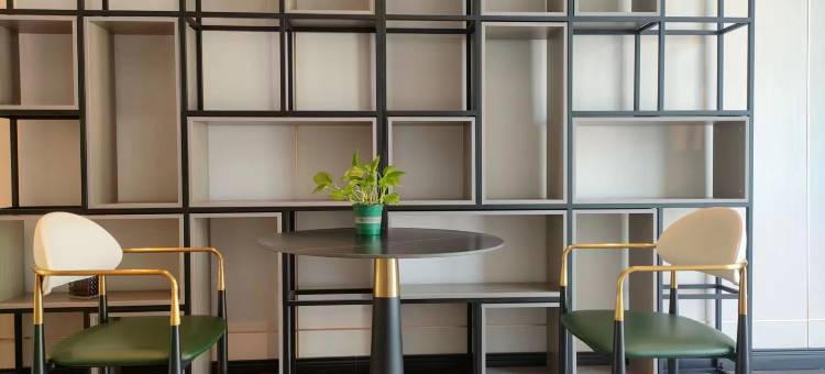 兴山罗马轻奢酒店公寓(高铁站店)图片