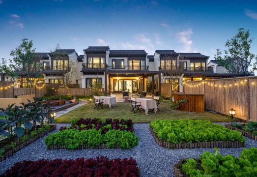 Mu Spring Resort Hotel Overview