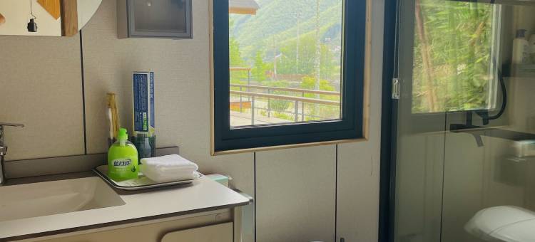 安吉山野溪流民宿(小杭坑店)图片