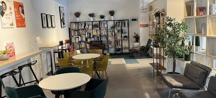 泊寓(广州金峰地铁站店)图片