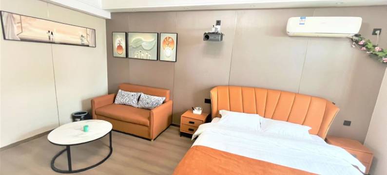 椿见观影酒店(开元大道创智广场店)图片