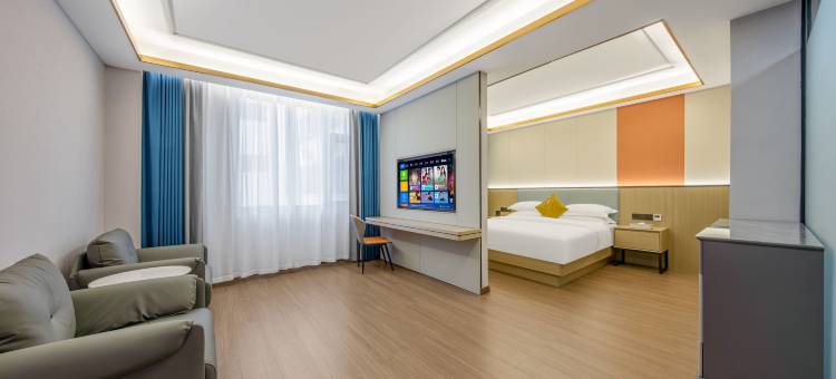 珀庭轻奢艺术酒店(普洱高铁站店)图片