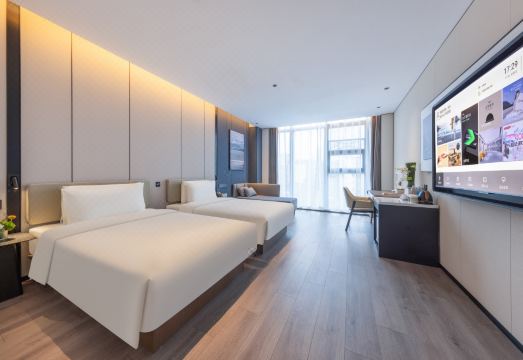 Guangzhou Panyu Chimelong Wanbo centre Atour X HotelHotel Overview