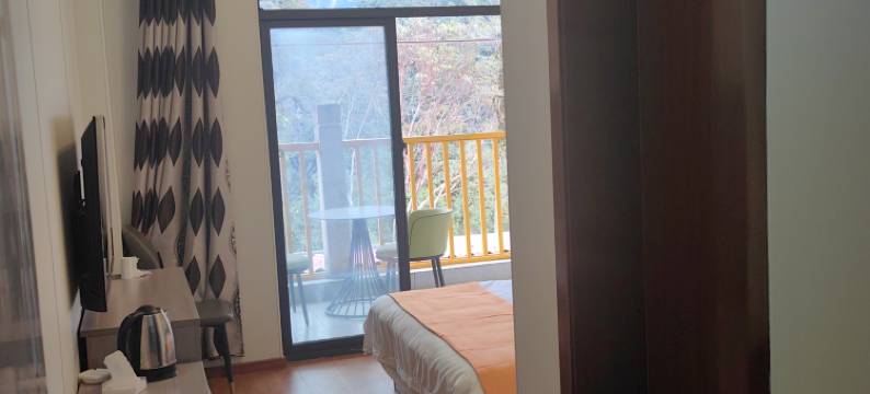 墨脱仁青崩寺圣洁酒店图片