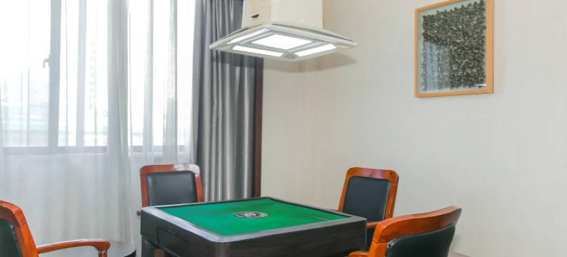 皇爵精品酒店(建德新安江店)图片