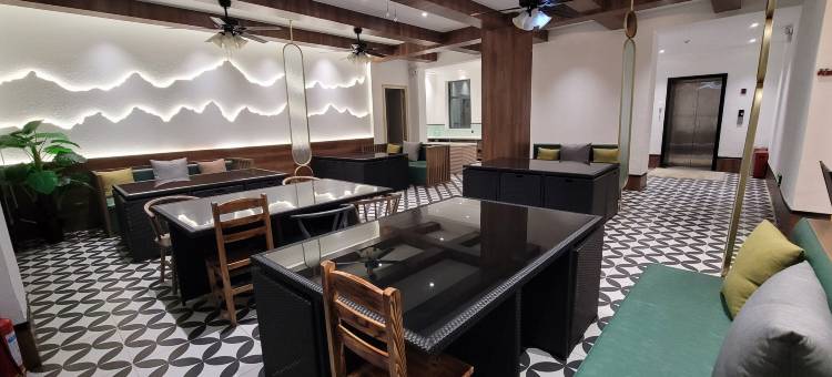 茫崖塞上西海酒店(冷湖镇店)图片