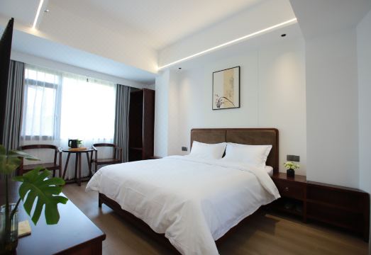 Xingzhilin Holiday Hotel Hotel Overview