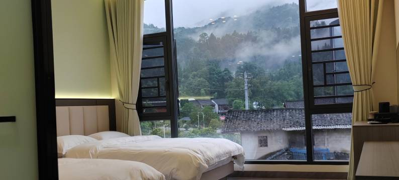 乡野居民宿(亚木沟风景区店)图片