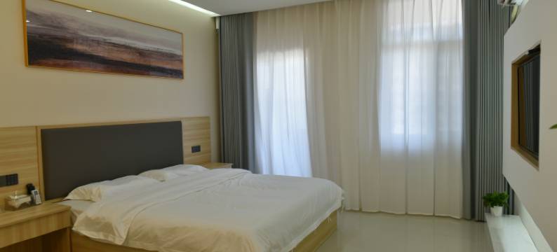 花石间.智能影音轻奢民宿(海滨浴场大学城店)图片