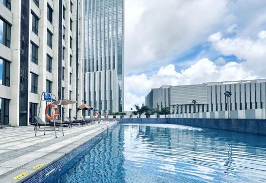 Xin Aolin Hotel (Zhuhai Tangjiawan Station) over view