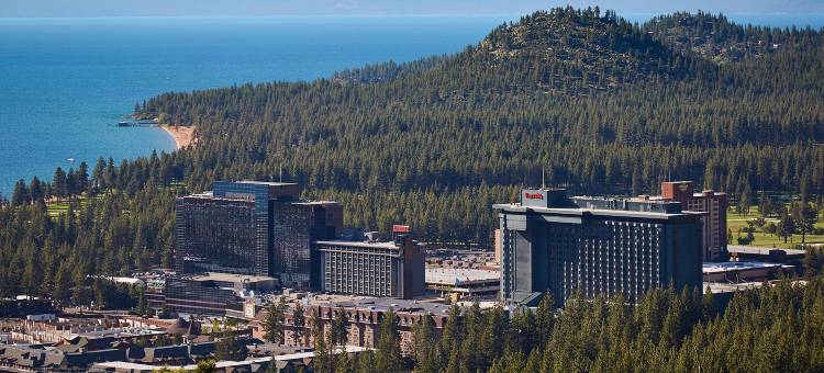 哈利士太浩湖酒店(Harrah’s Lake Tahoe – A Caesars Rewards Destination)图片