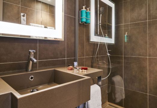 Novotel Paris 17 Hotel Overview