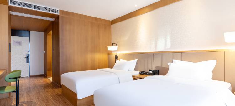 艺龙安云酒店(杭州滨江浙江商业职业技术学院店)图片