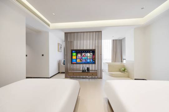 弥勒•一家温泉酒店(湖泉生态园店)