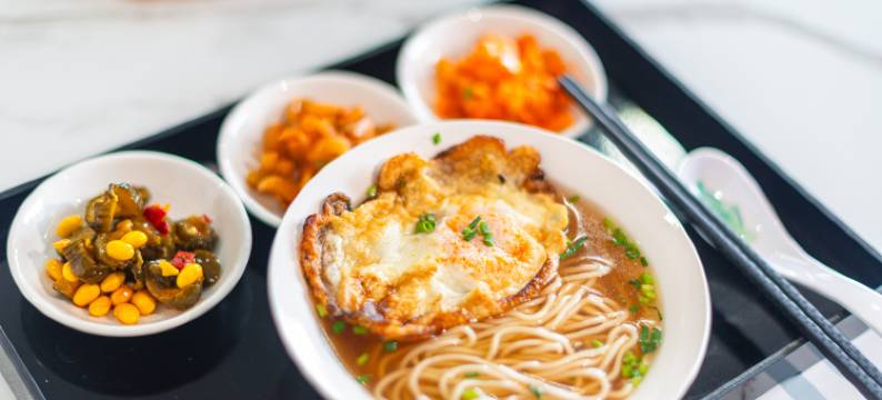铂金湾假日酒店(芜湖南陵中学滨河公园店)图片