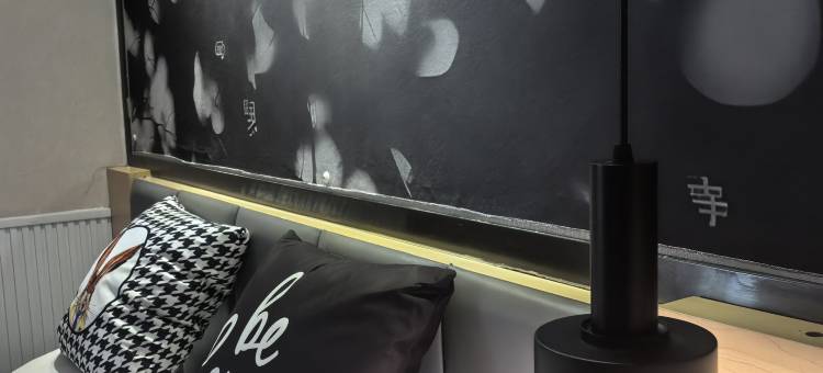七栖酒店(成都火车北站驷马桥地铁站店)图片