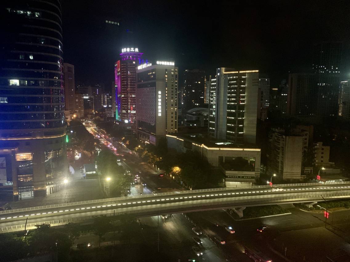 贵州山水大酒店(黔灵山公园北京路地铁站店)图片